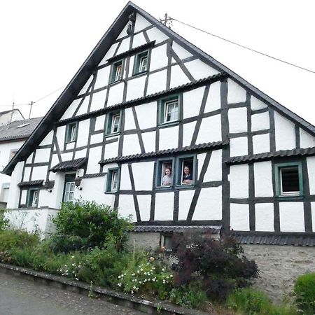 Kellisch Haus Villa Schalkenmehren Bagian luar foto